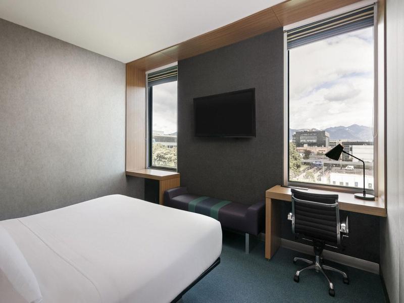 Aloft Bogota Airport image