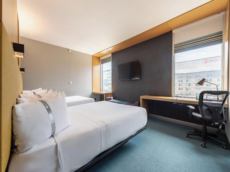 Aloft Bogota Airport image