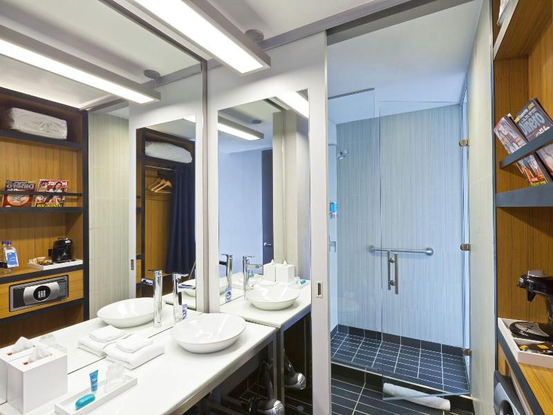 Aloft Bogota Airport image