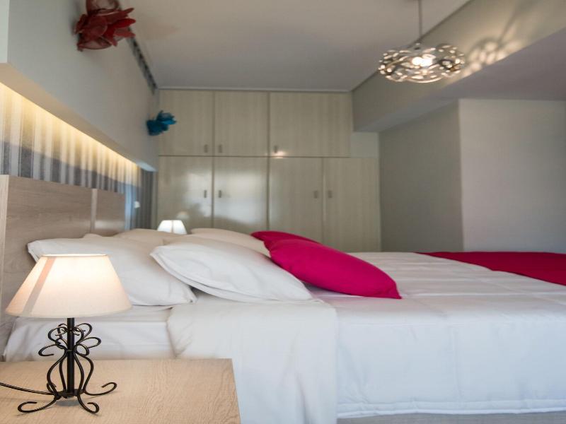 Birais Beach Studios image