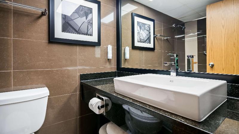 Best Western Village Park Inn