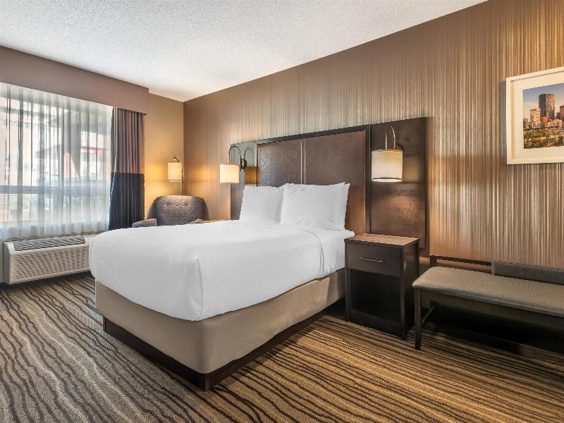 Best Western Plus Calgary Centre Inn image