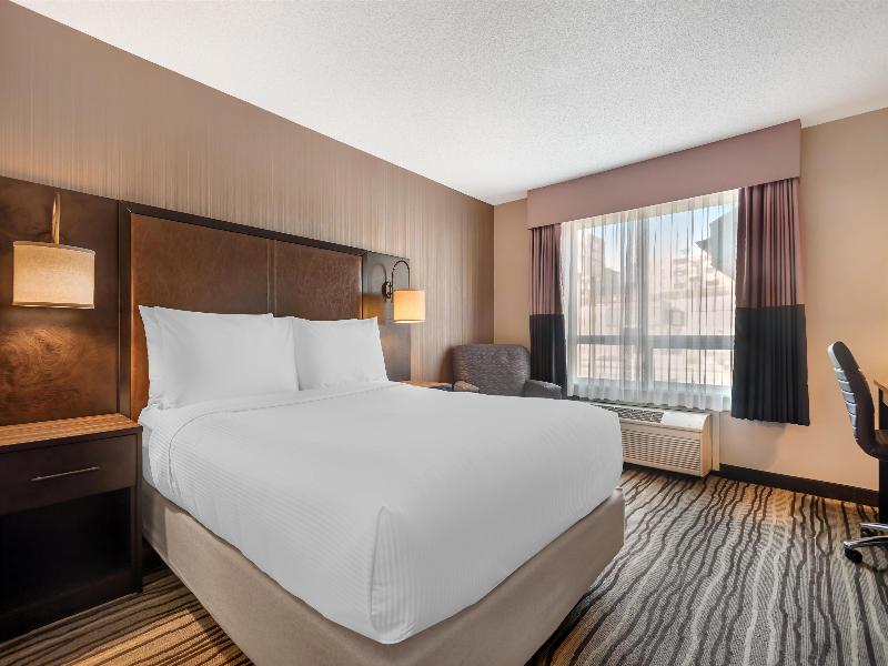 Best Western Plus Calgary Centre Inn image