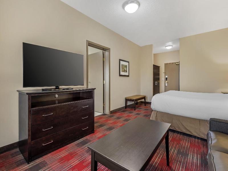 Best Western Plus Red Deer Inn & Suites image