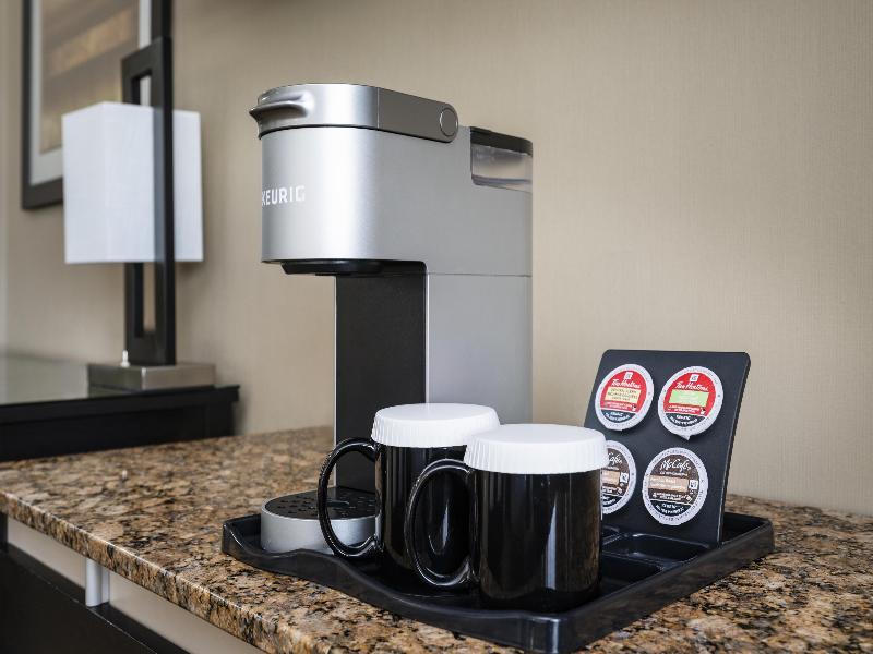 Best Western Premier Freeport Inn Calgary Airport image