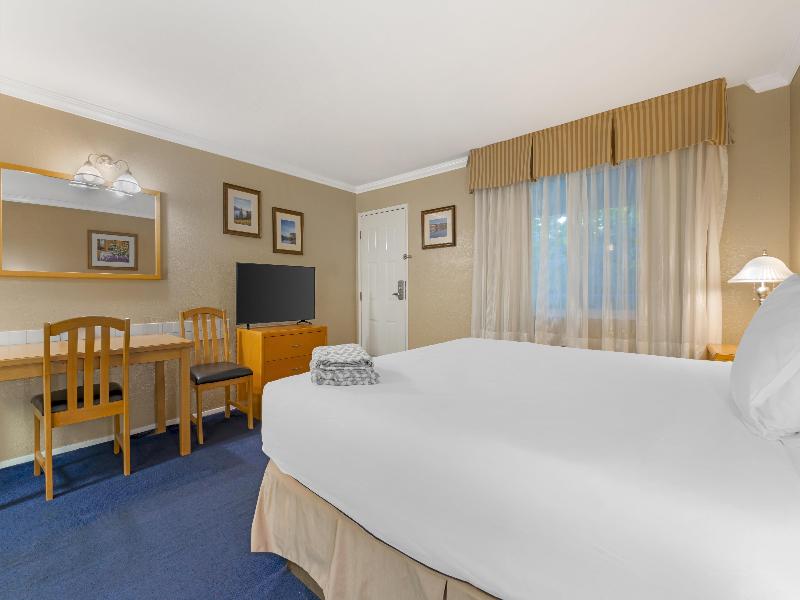 Best Western Inn at Penticton image