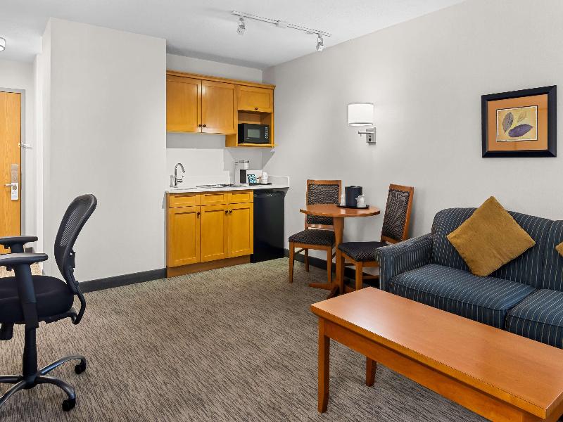Best Western Plus Langley Inn image