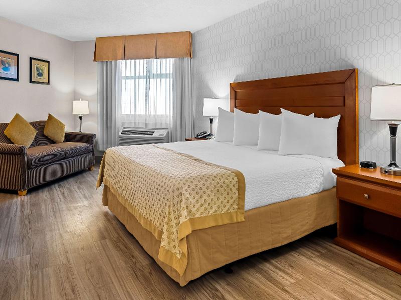 Best Western Plus Langley Inn image