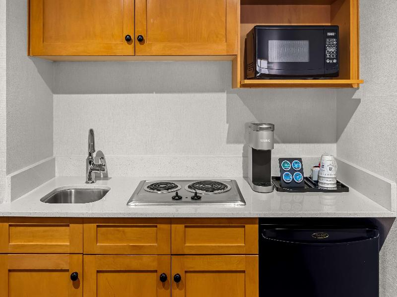 Best Western Plus Langley Inn image