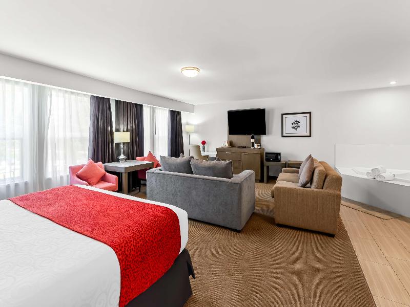Best Western Cowichan Valley Inn image