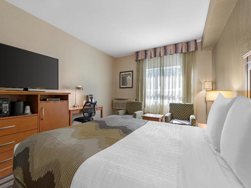 Best Western King George Inn & Suites image