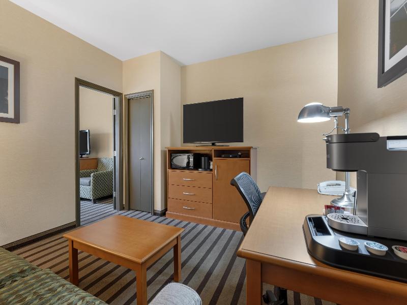 Best Western King George Inn & Suites image