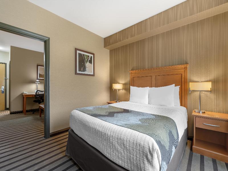 Best Western King George Inn & Suites image