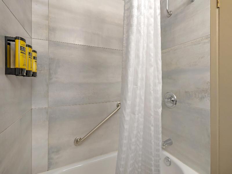 Best Western Plus Pembina Inn & Suites image