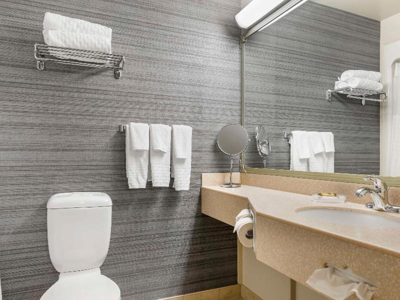 Best Western Plus Edmundston Hotel image