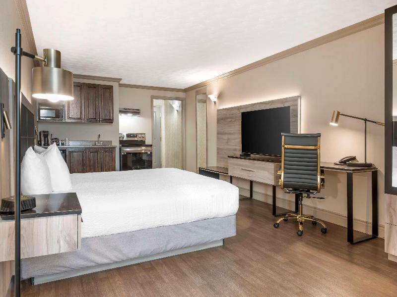 Best Western Plus Edmundston Hotel image