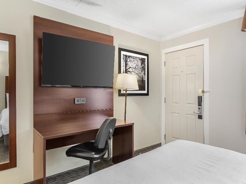 Best Western Plus Dryden Hotel & Conference Centre image