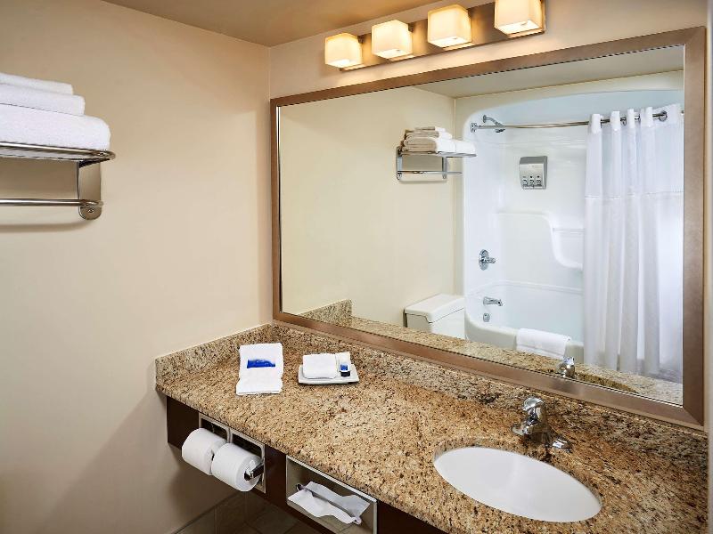 Best Western Plus Guildwood Inn image