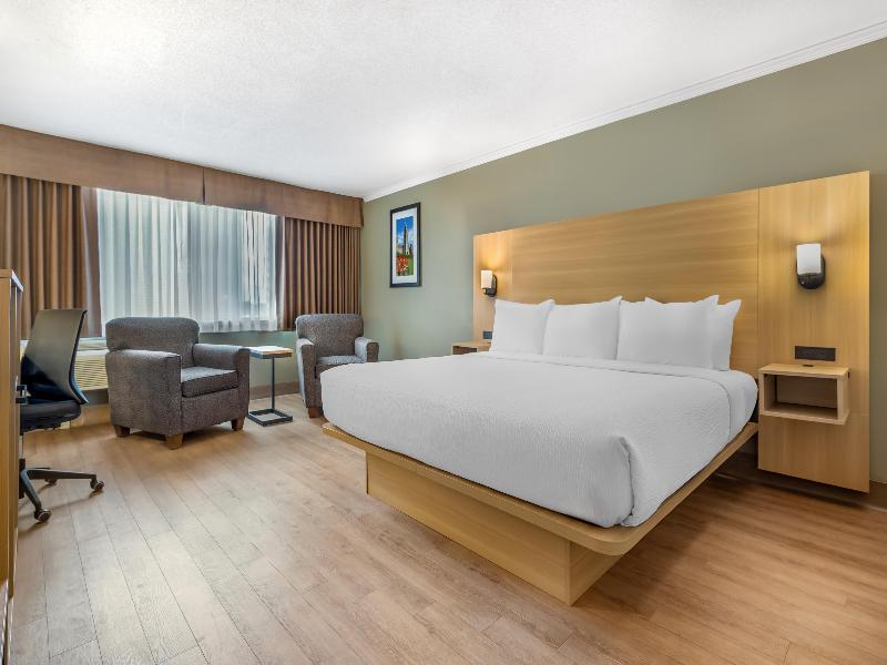 Best Western Plus Ottawa City Centre image