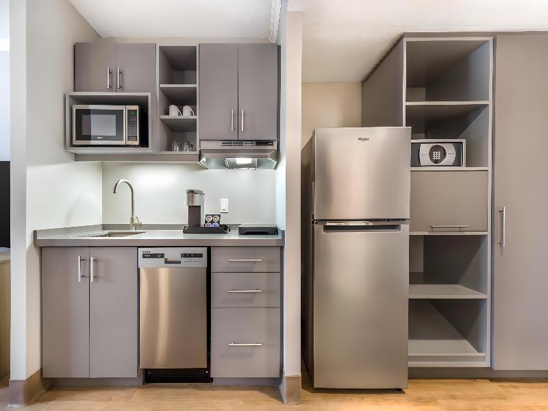 Best Western Plus Ottawa City Centre image