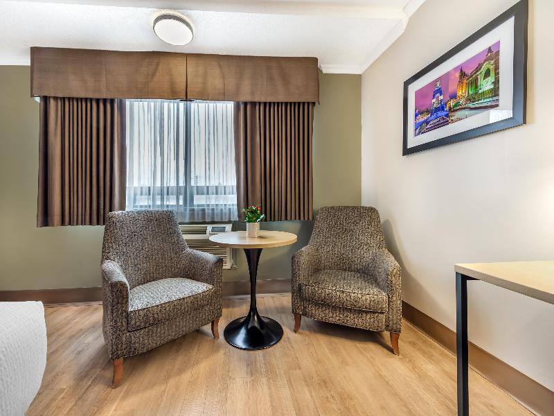 Best Western Plus Ottawa City Centre image