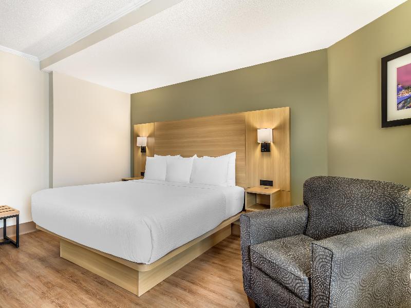 Best Western Plus Ottawa City Centre image