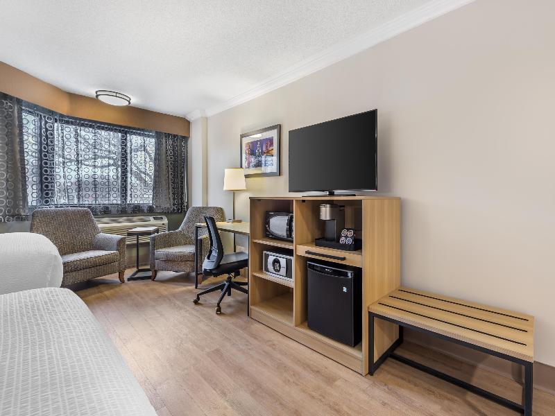 Best Western Plus Ottawa City Centre image