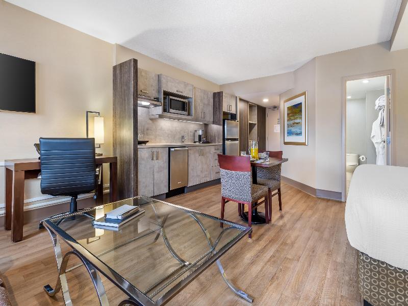 Best Western Plus Ottawa City Centre image