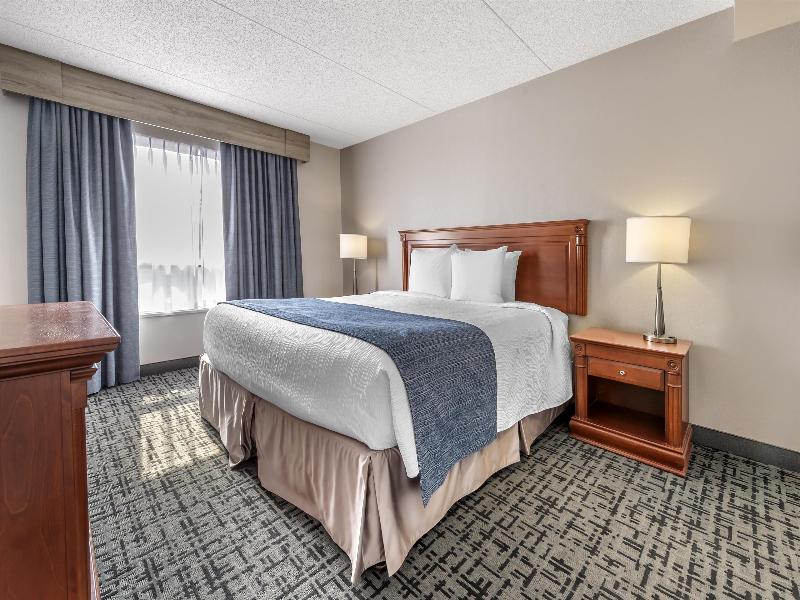 Best Western Hotel Brossard image
