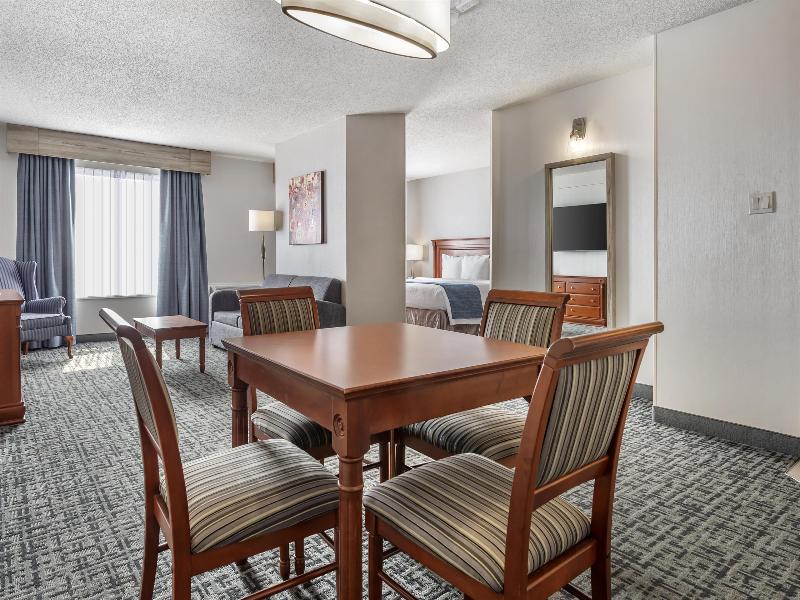 Best Western Hotel Brossard image