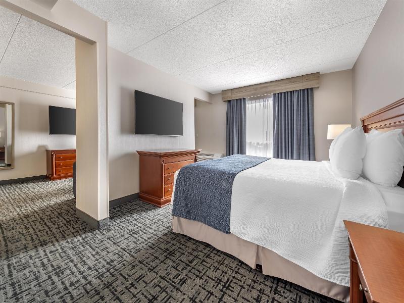 Best Western Hotel Brossard image