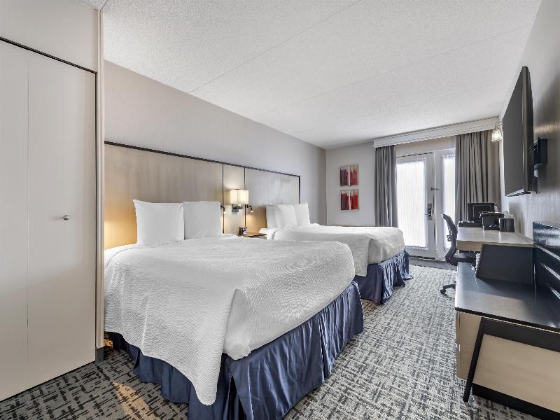 Best Western Hotel Brossard image