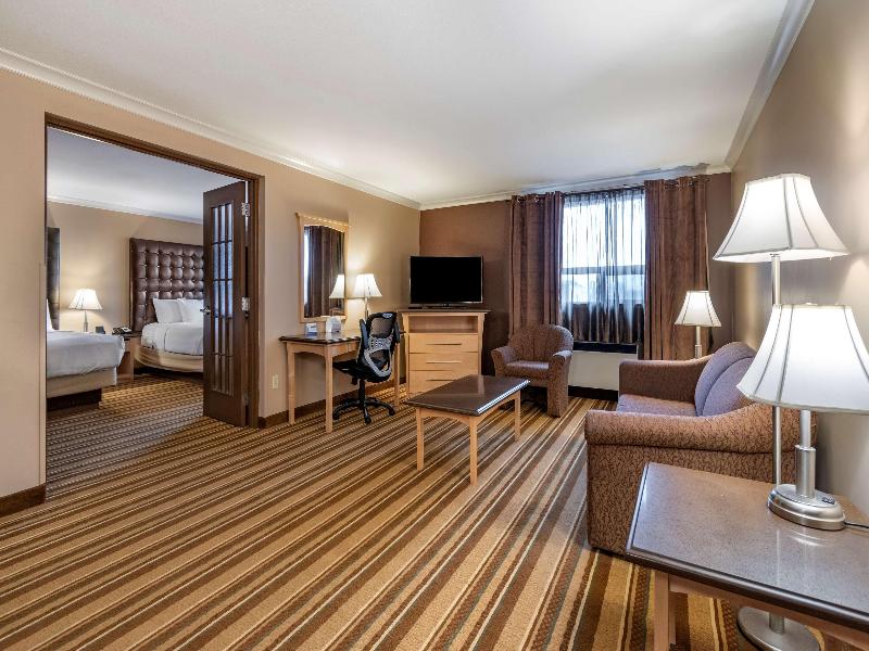 Best Western Marquis Inn & Suites image