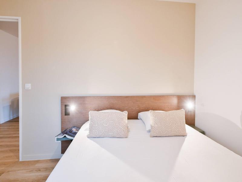 Comfort Aparthotel Versailles, St Cyr L'Ecole image