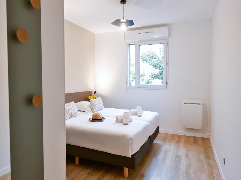 Comfort Aparthotel Versailles, St Cyr L'Ecole image