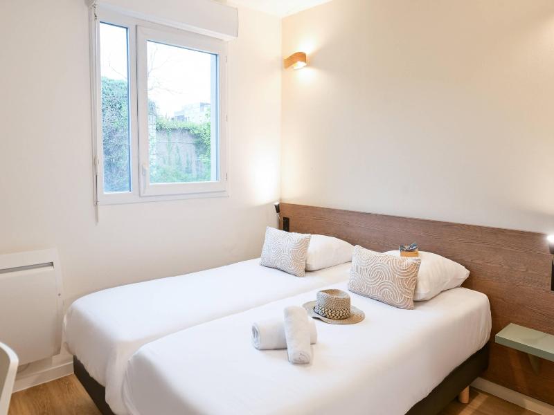 Comfort Aparthotel Versailles, St Cyr L'Ecole image