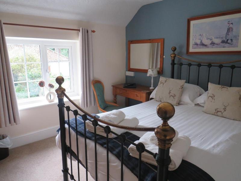Ganton Greyhound Inn image