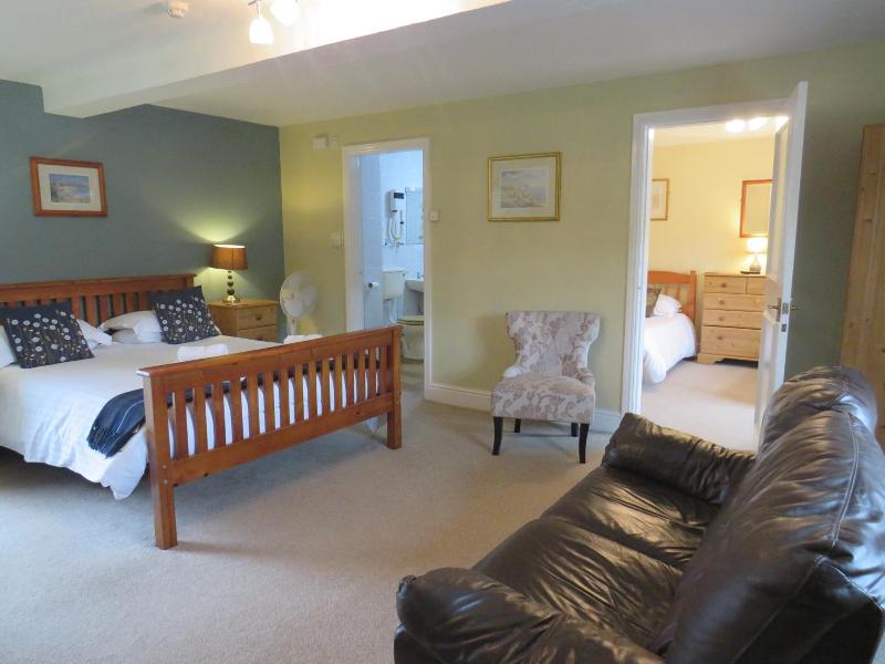 Ganton Greyhound Inn image