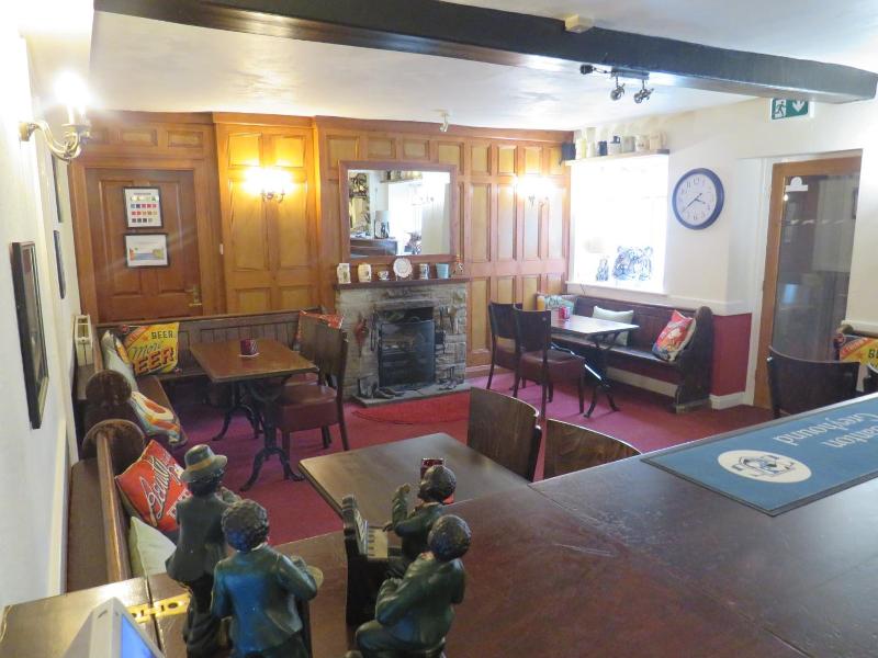Ganton Greyhound Inn image