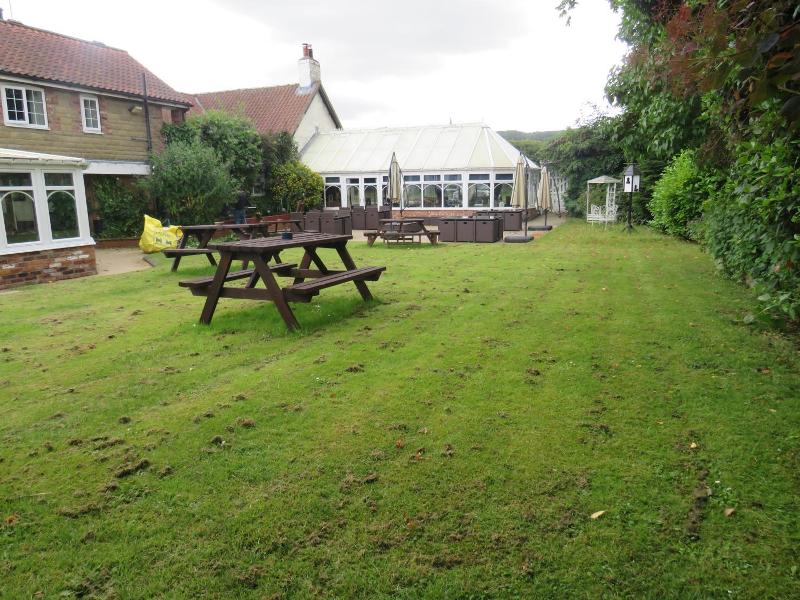 Ganton Greyhound Inn image