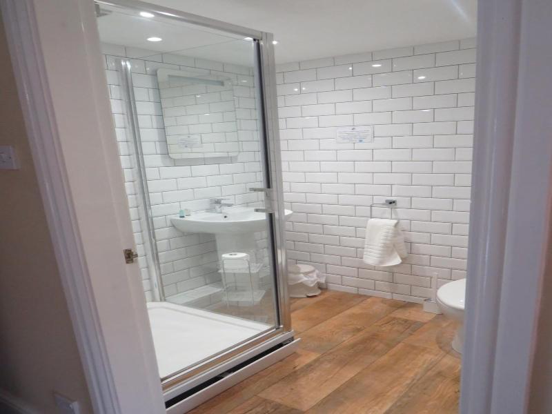 Ganton Greyhound Inn image