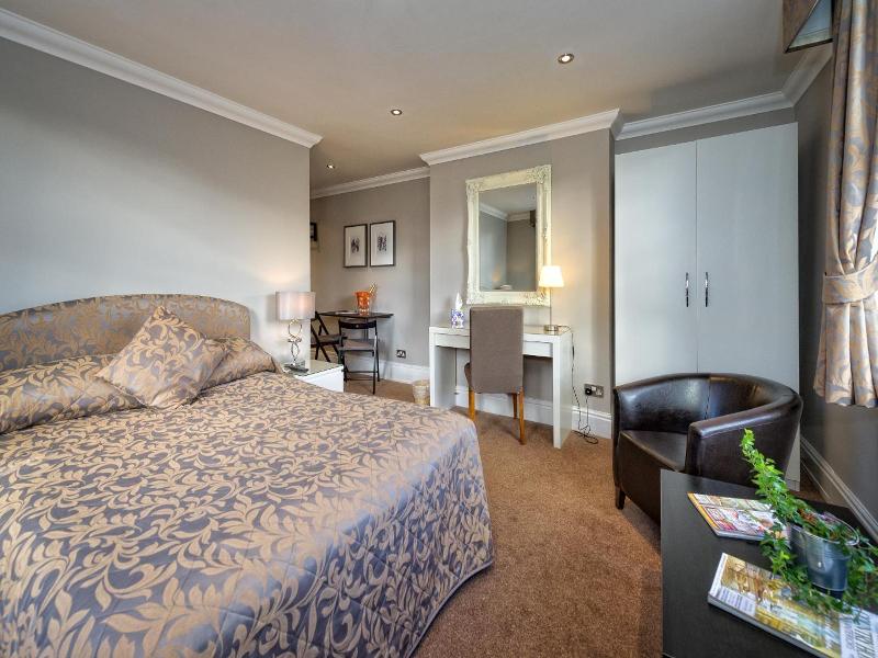 Lennox Lea Hotel & Apartments image