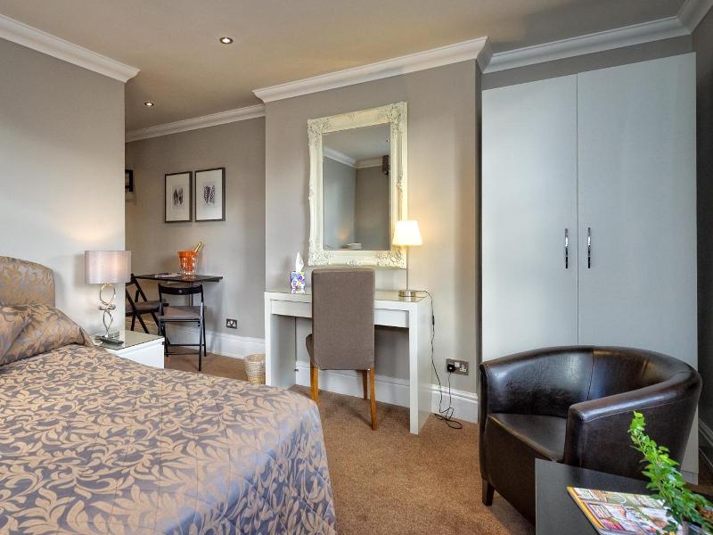 Lennox Lea Hotel & Apartments image