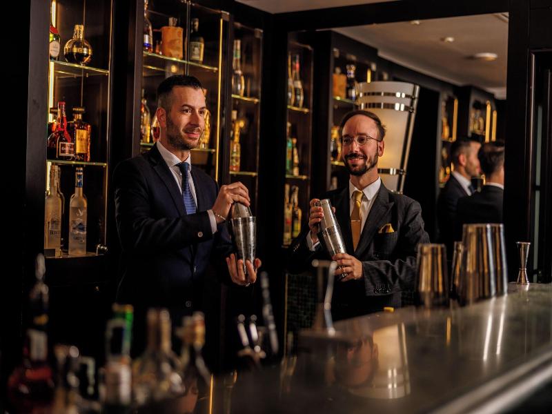 Marriott Hotel Rome Grand Flora image