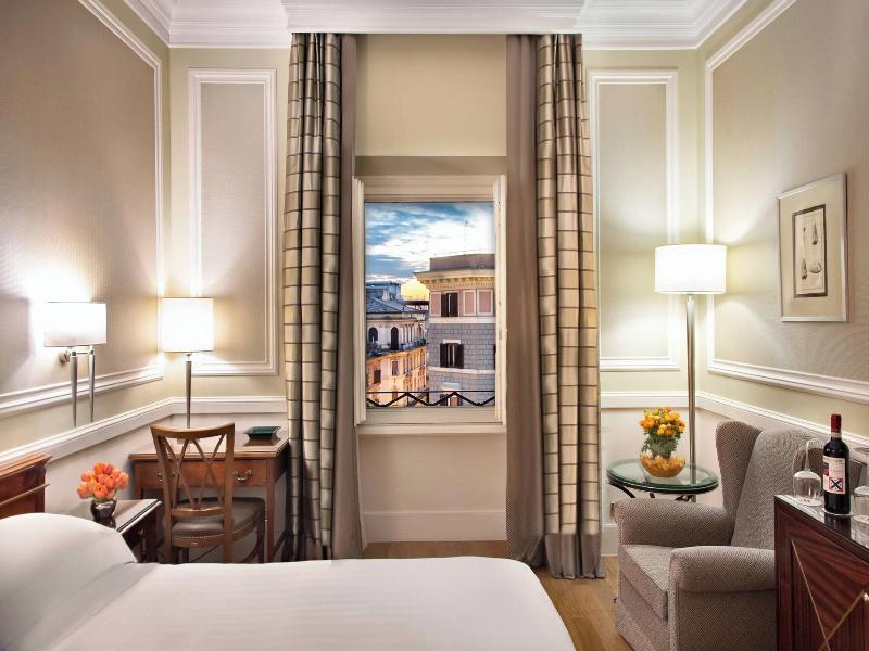 Marriott Hotel Rome Grand Flora image