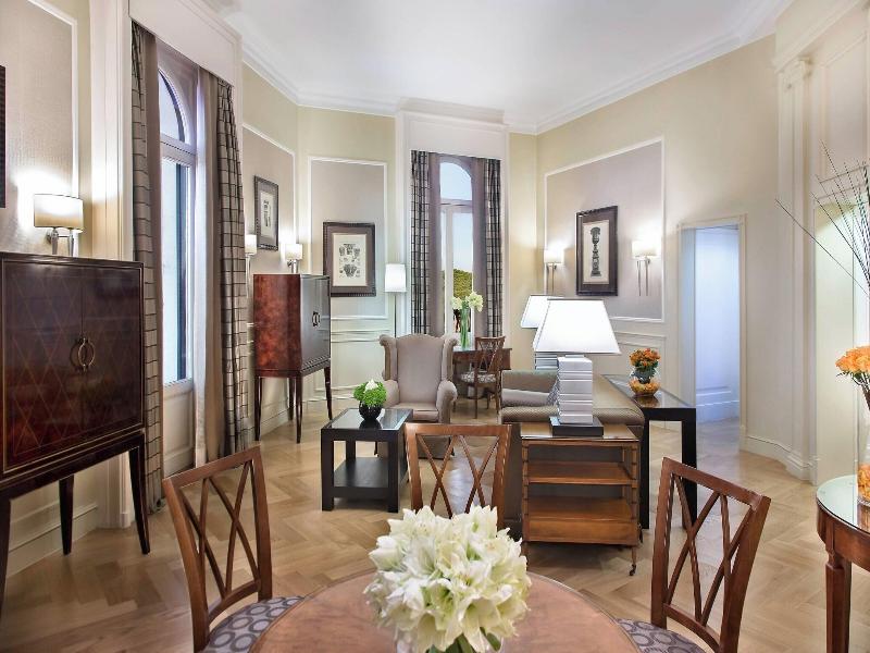 Marriott Hotel Rome Grand Flora image