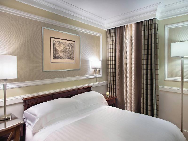 Marriott Hotel Rome Grand Flora image