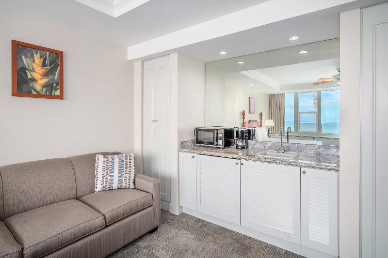 Maui Beach Hotel image