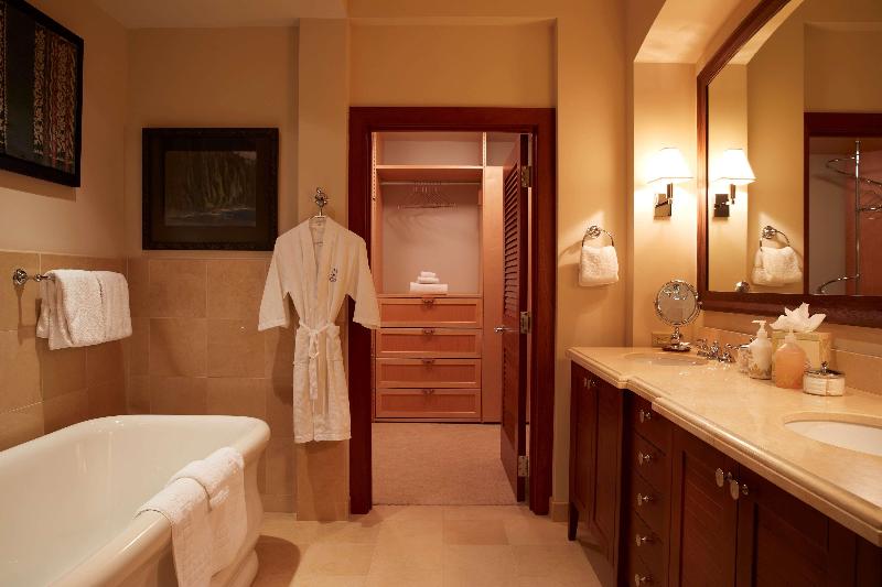 Wailea Beach Villas image