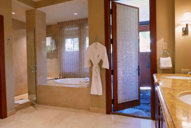 Wailea Beach Villas image